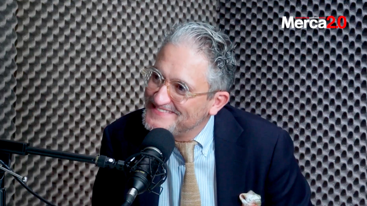 Liderar el relato en la era de la IA: mi charla con Álvaro Rattinger en Merca2.0